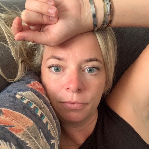 Meet your Posher, Tiffany - Picture 1 of 1